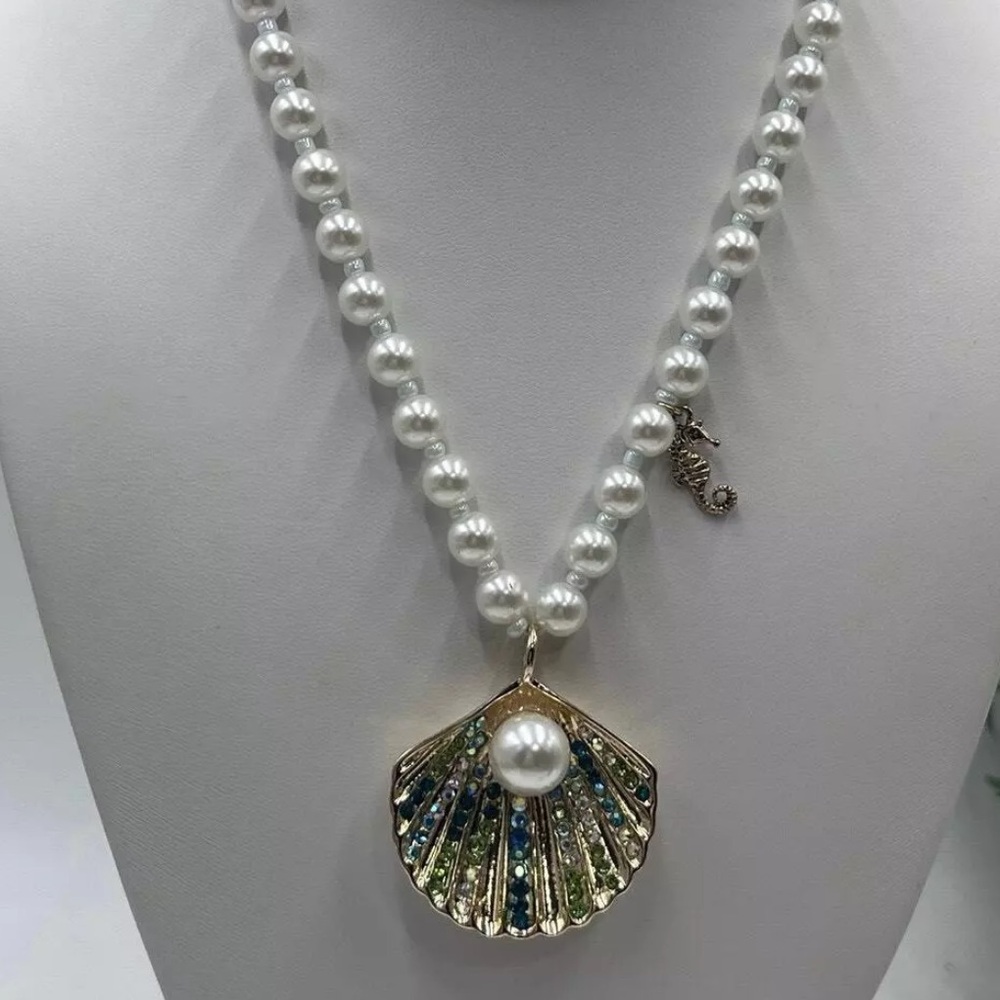 Betsey Johnson Cruise Control Faux Pearl
Seashell & Seahorse Pendant Necklace - Picture 10 of 10